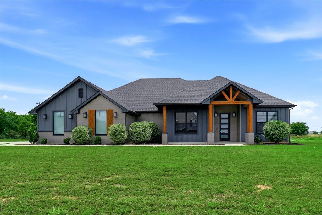 6909 Scarlett Way, Godley, TX 76044