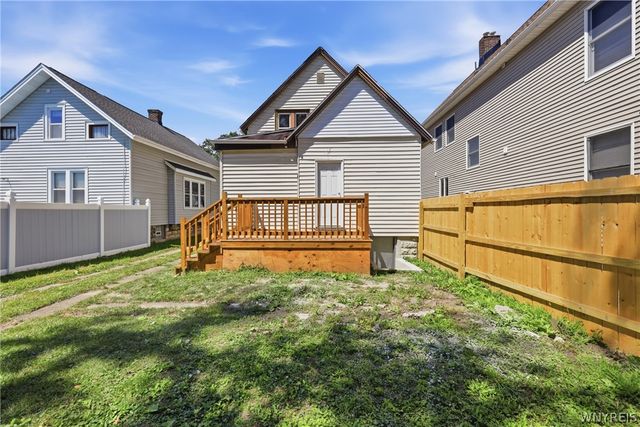 111 Duerstein Street, West Seneca, NY 14210