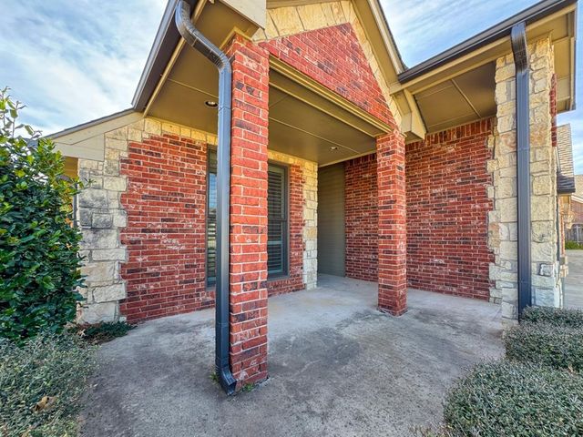3212 Riverwalk Drive, Norman, OK 73072