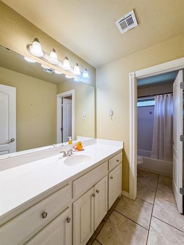 3212 Riverwalk Drive, Norman, OK 73072