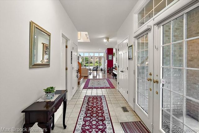 654 Deauville Lane Lane, Bloomfield Hills, MI 48304