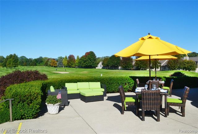 654 Deauville Lane Lane, Bloomfield Hills, MI 48304