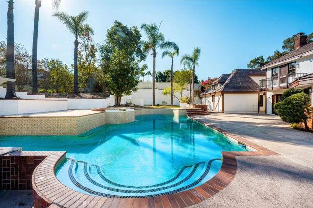 126 S Lakeview Avenue, Anaheim Hills, CA 92807