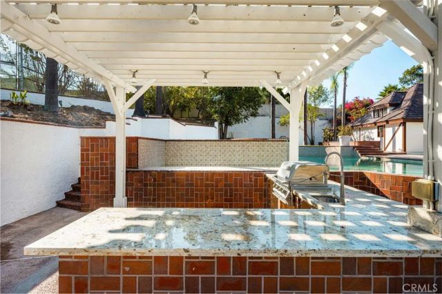 126 S Lakeview Avenue, Anaheim Hills, CA 92807