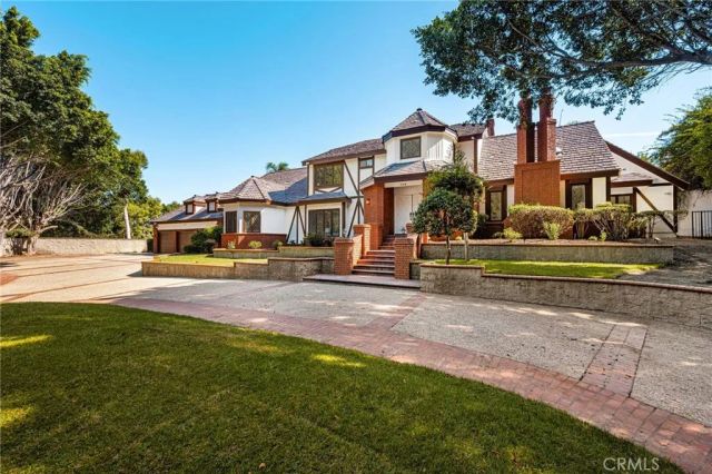 126 S Lakeview Avenue, Anaheim Hills, CA 92807