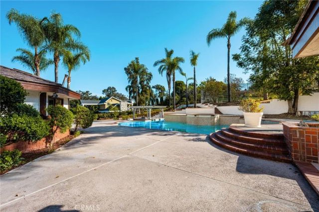 126 S Lakeview Avenue, Anaheim Hills, CA 92807