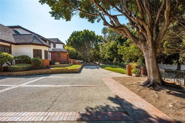 126 S Lakeview Avenue, Anaheim Hills, CA 92807