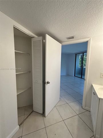 8205 SW 152nd Ave F-302, Miami, FL 33193