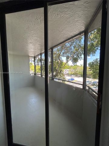 8205 SW 152nd Ave F-302, Miami, FL 33193