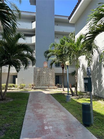 8205 SW 152nd Ave F-302, Miami, FL 33193