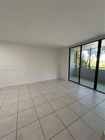 8205 SW 152nd Ave F-302, Miami, FL 33193