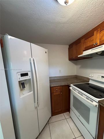 8205 SW 152nd Ave F-302, Miami, FL 33193
