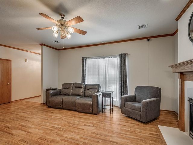2244 Gray Dove Drive, Shawnee, OK 74804