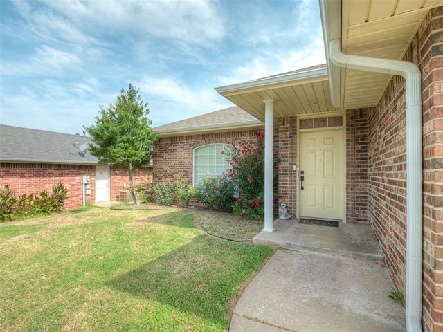 2244 Gray Dove Drive, Shawnee, OK 74804