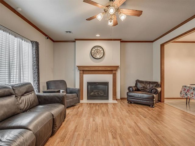 2244 Gray Dove Drive, Shawnee, OK 74804