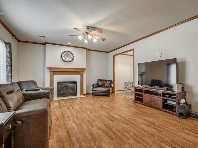 2244 Gray Dove Drive, Shawnee, OK 74804