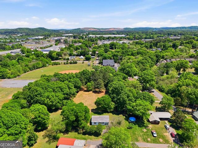 102 Jackson Drive SE, Adairsville, GA 30103