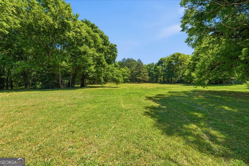 102 Jackson Drive SE, Adairsville, GA 30103