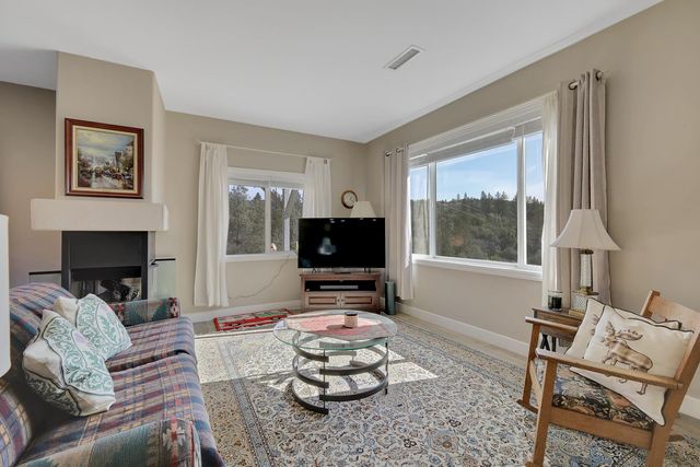 14878 Indiana School Rd, Dobbins, CA 95935