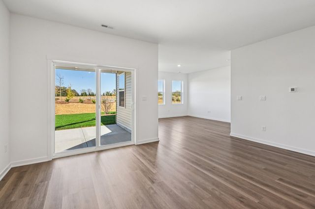 2562 skye Drive, Pingree Grove, IL 60140