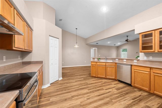 1307 NW 90TH TERRACE, Gainesville, FL 32606