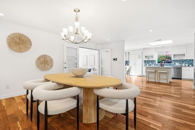 10435 San Fernando Avenue, Cupertino, CA 95014