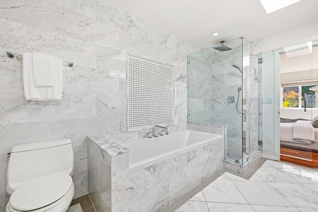 10435 San Fernando Avenue, Cupertino, CA 95014