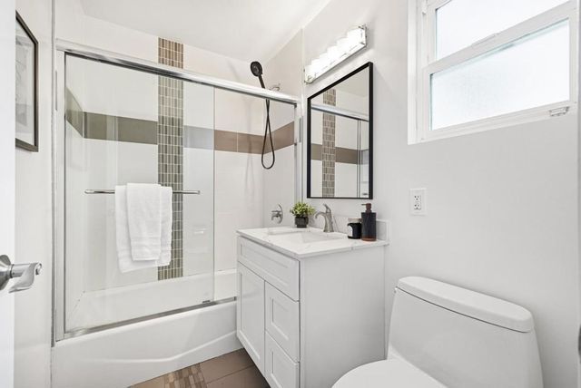 10435 San Fernando Avenue, Cupertino, CA 95014