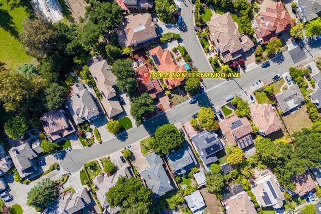 10435 San Fernando Avenue, Cupertino, CA 95014