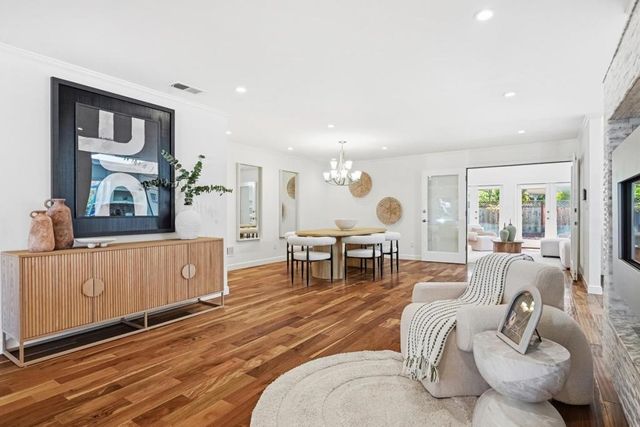 10435 San Fernando Avenue, Cupertino, CA 95014