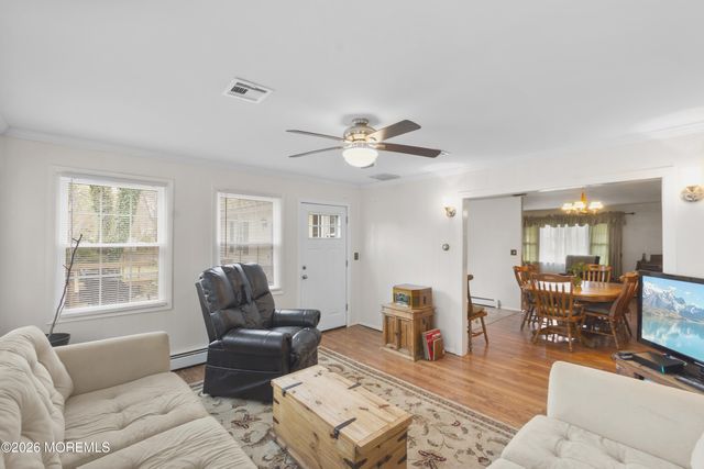 415 N Lake Shore Drive, Brick, NJ 08723