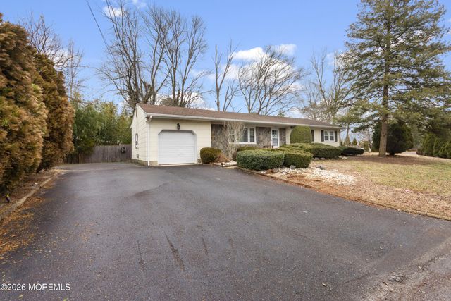 415 N Lake Shore Drive, Brick, NJ 08723