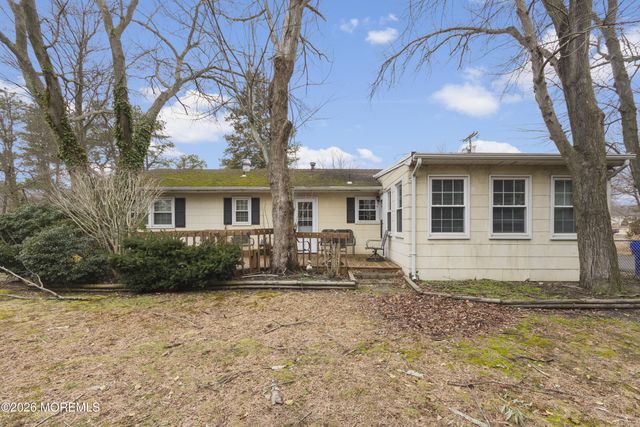 415 N Lake Shore Drive, Brick, NJ 08723