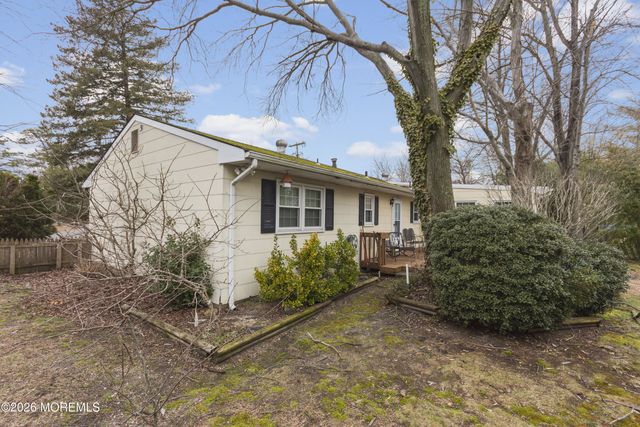 415 N Lake Shore Drive, Brick, NJ 08723