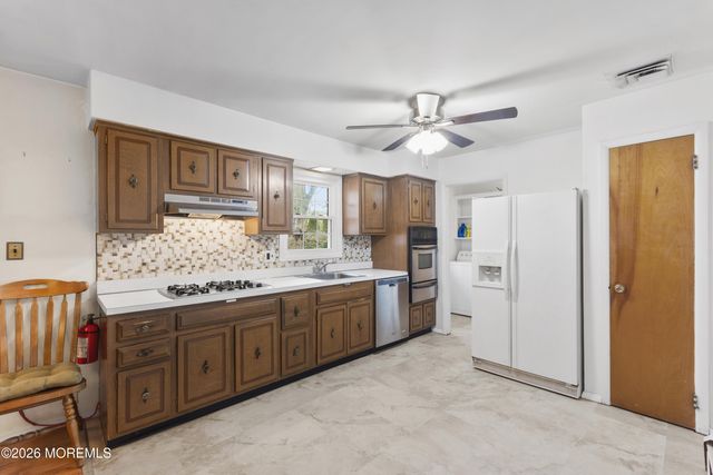 415 N Lake Shore Drive, Brick, NJ 08723