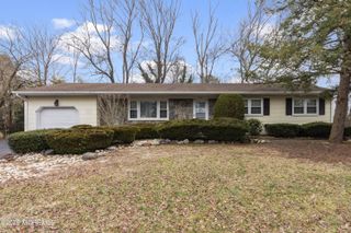 415 N Lake Shore Drive, Brick, NJ 08723