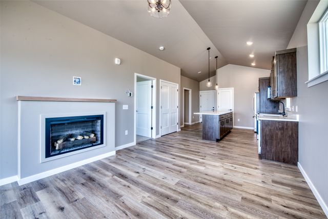159 Canyon Falls Way 201, Hamilton, MT 59840