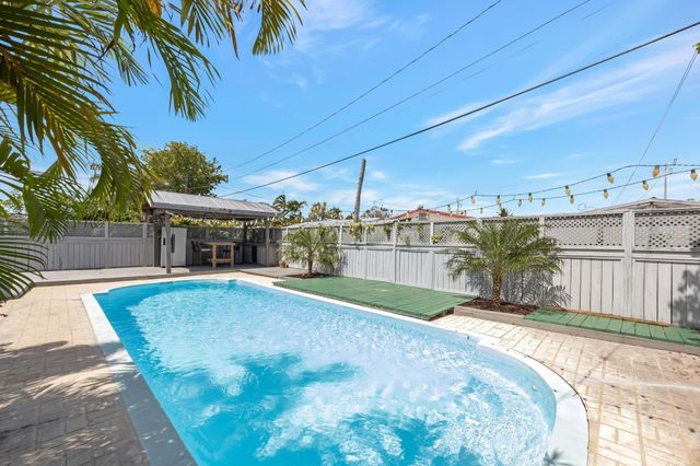1519 4Th Street, Key West, FL 33040