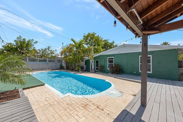 1519 4Th Street, Key West, FL 33040