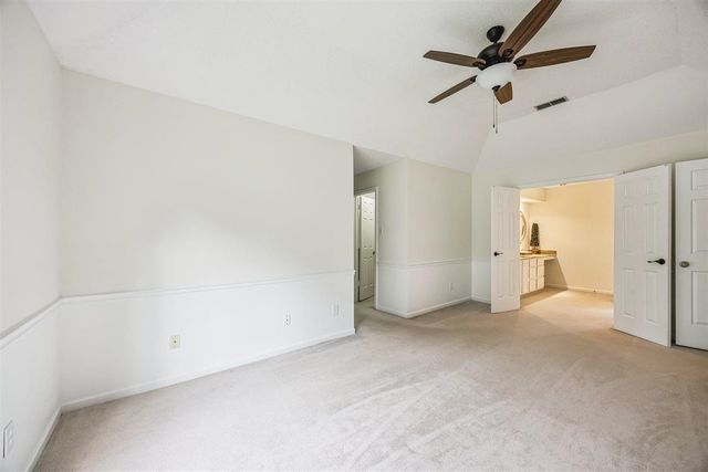 8832 ALDERSHOT DR, Germantown, TN 38139
