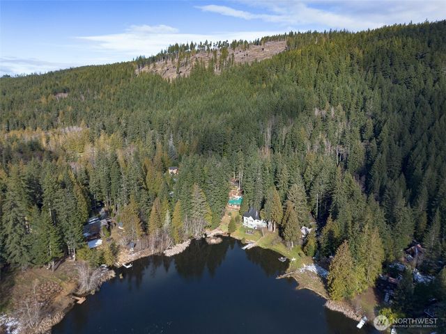 9999 Lake Dawn Road, Port Angeles, WA 98362