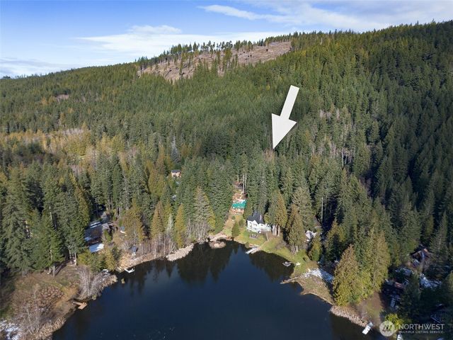 9999 Lake Dawn Road, Port Angeles, WA 98362