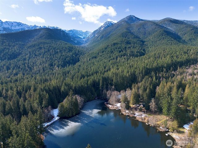 9999 Lake Dawn Road, Port Angeles, WA 98362