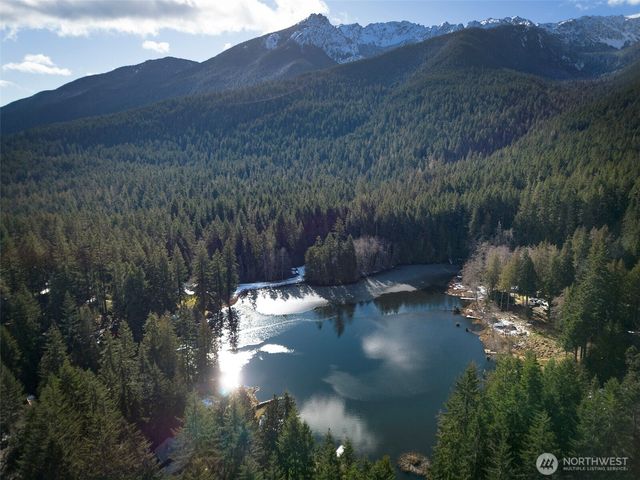 9999 Lake Dawn Road, Port Angeles, WA 98362