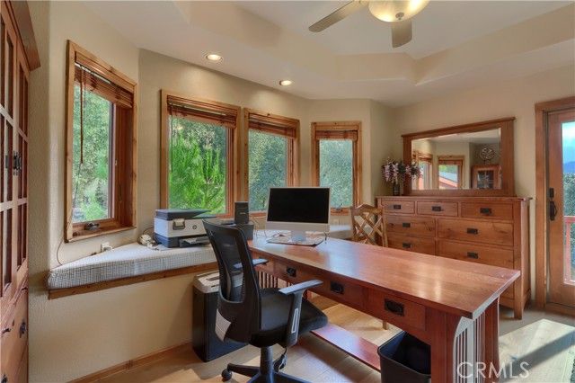 39207 Thornberry Mtn View Court, Oakhurst, CA 93644