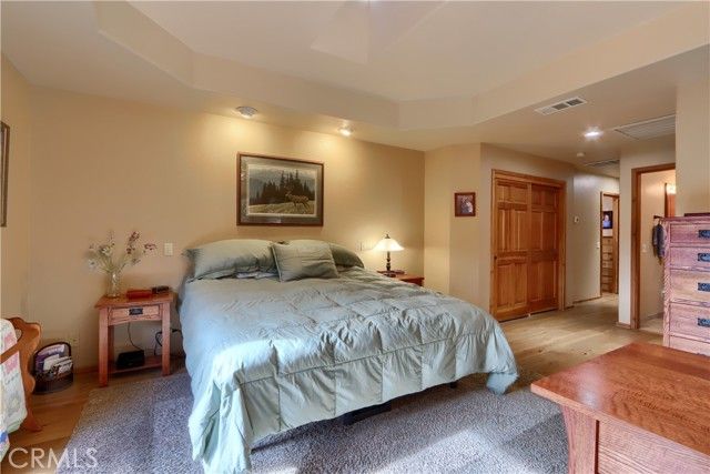 39207 Thornberry Mtn View Court, Oakhurst, CA 93644