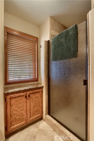 39207 Thornberry Mtn View Court, Oakhurst, CA 93644