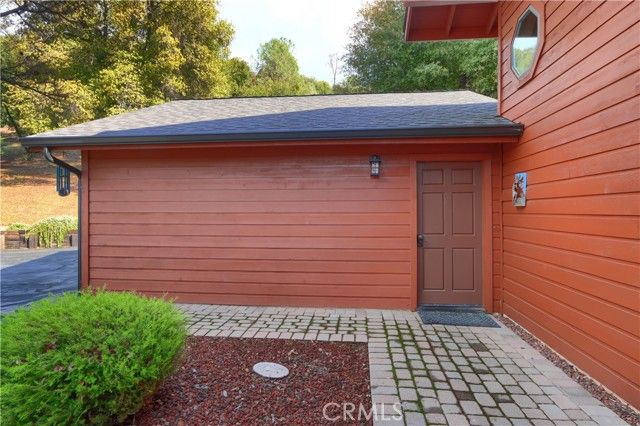 39207 Thornberry Mtn View Court, Oakhurst, CA 93644