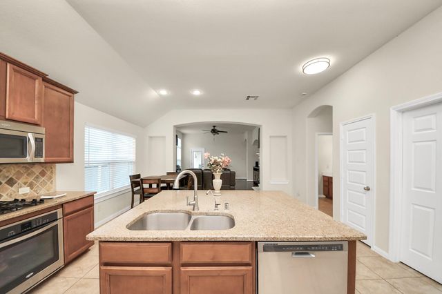 12906 Millstream Bend Lane, Tomball, TX 77377