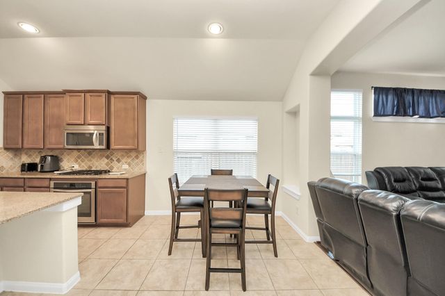 12906 Millstream Bend Lane, Tomball, TX 77377